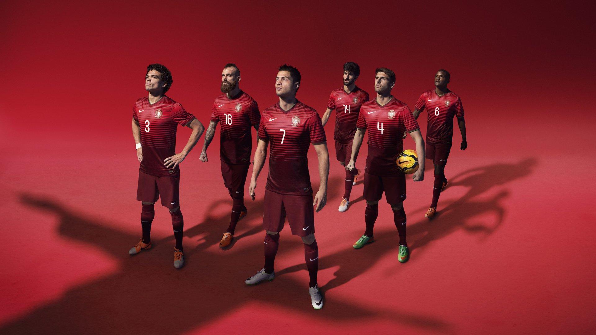 NBA季后赛激战正酣，东西部豪强争夺总决赛门票